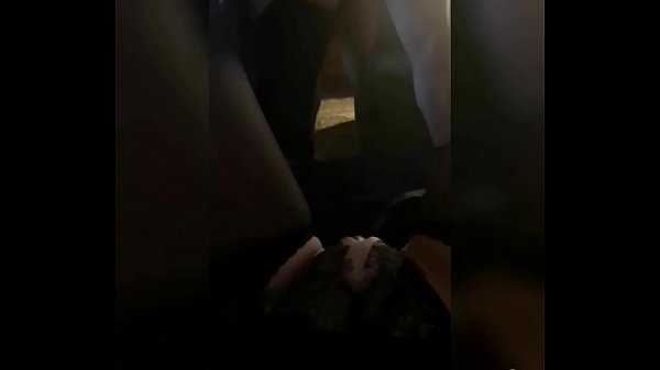 گرم ایم جے ایم۔ شوہر اپنی بیوی کے سامنے گرل فرینڈ کو چودتا ہے۔ بیوی کی بلی گیلی ہو جاتی ہے، اس کی گندی خیالی باتیں ذہن کو جھنجھوڑ دیتی ہیں۔